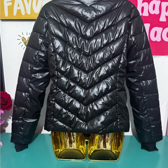 New Live Love Dream Women’s Puffer Jacket - Size S/P - Black - Winter Warm Up - Picture 2 of 3